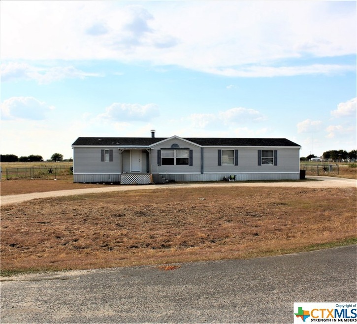 313 Troy View Dr, Troy, TX 76579 - photo 1