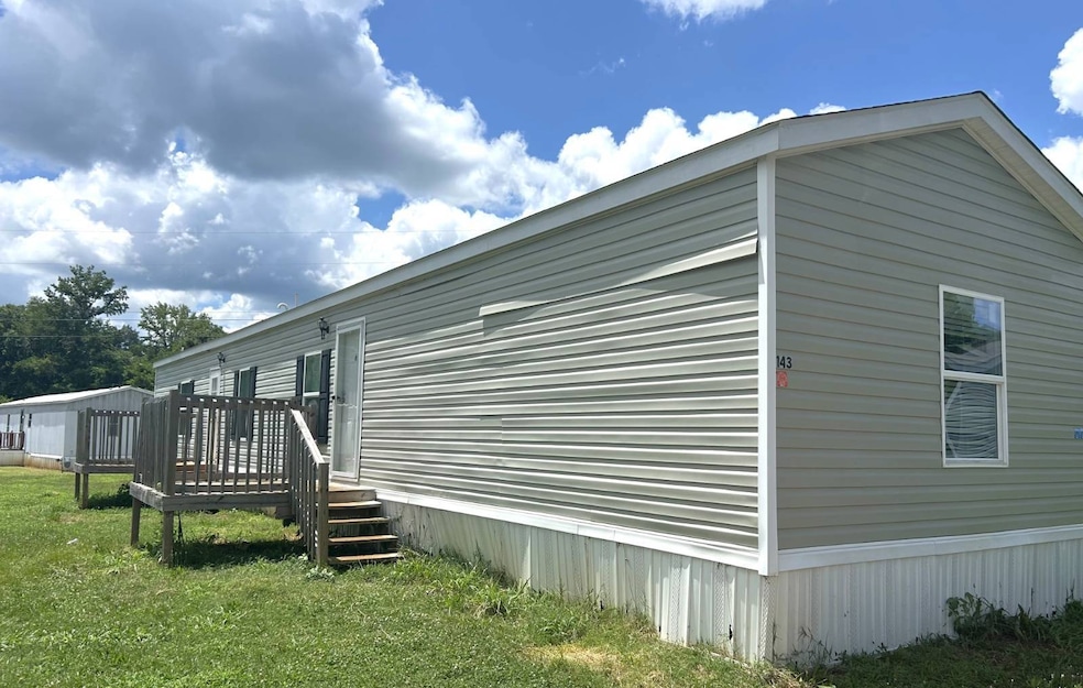 For Rent $1,000/month