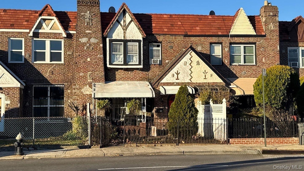 109-10 Francis Lewis Blvd, Jamaica, NY 11429 - photo 1