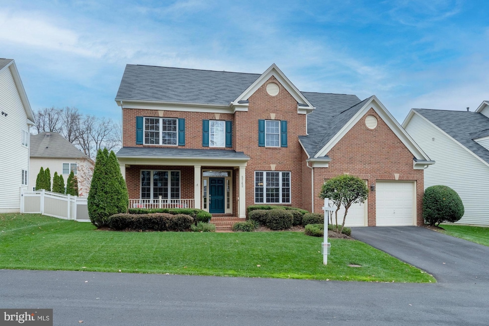 5742 Colfax Ave, Alexandria, VA 22311 - photo 1