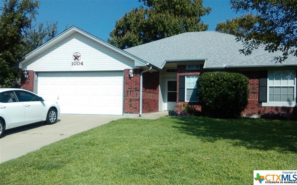 1004 Kim Ave, Copperas Cove, TX 76522 - photo 1