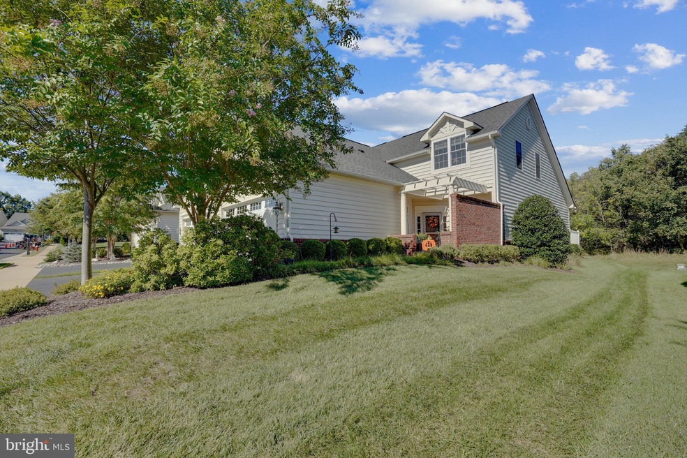 44326 Mchenry Square, Ashburn, VA 20147 - photo 1