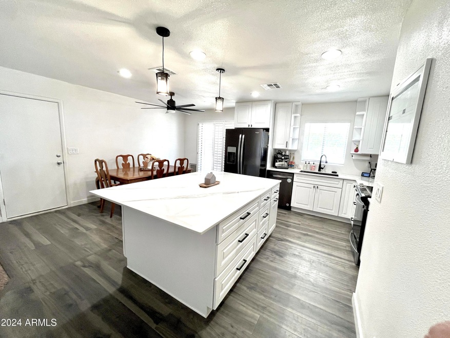 942 S 34th St, Mesa, AZ 85204 - photo 1