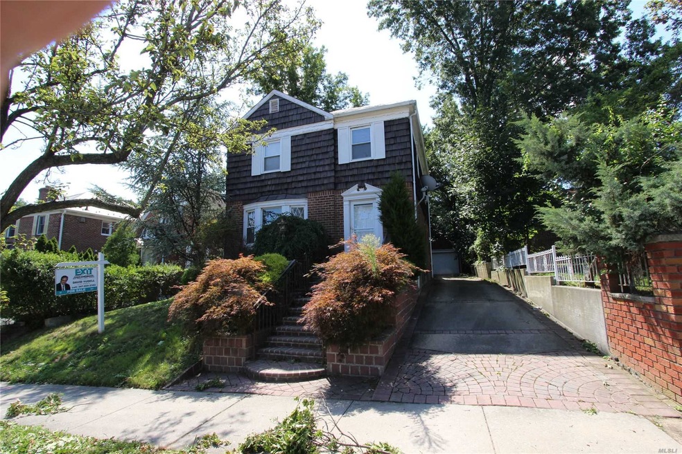 17614 80th Rd, Jamaica, NY 11432 - photo 1