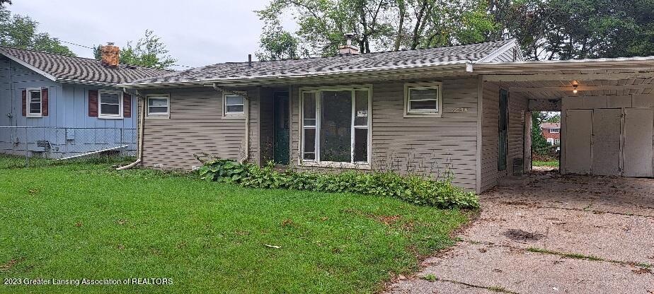 6009 Hughes Rd, Lansing, MI 48911 - photo 1