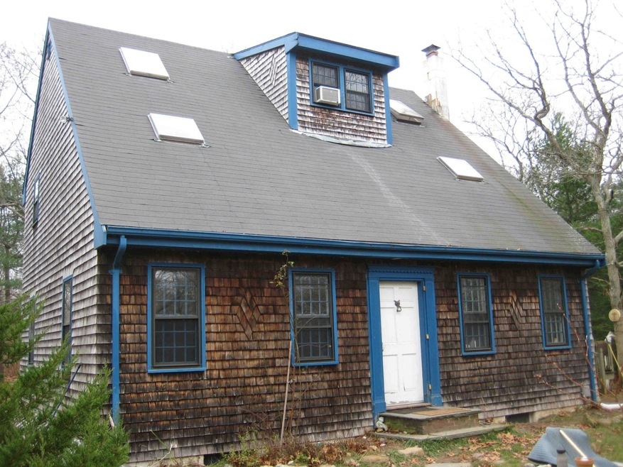 216 Oak Ln, Vineyard Haven, MA 02568 - photo 1