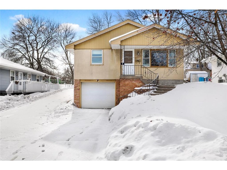 300 Haskell Street East, West Saint Paul-32