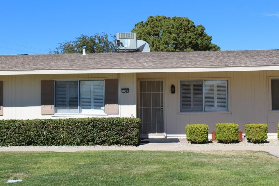 11154 W Emerald Dr, Sun City, AZ 85351 - photo 1