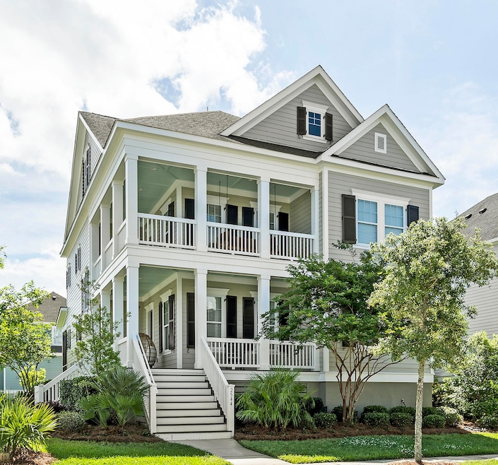 Sold $1,900,000 • Co-Listing Agent