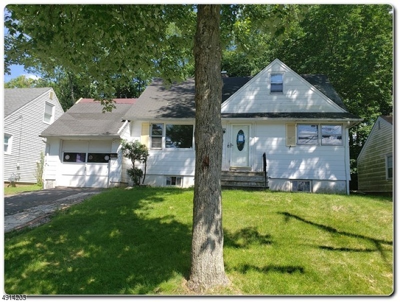 7 Deerfield Dr, West Orange, NJ 07052 - photo 1