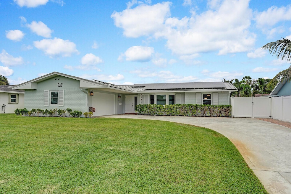 Sold $700,000 • Co-Listing Agent