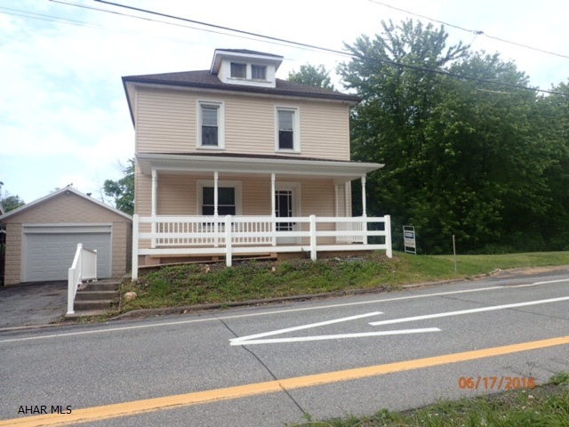 628 W Main St, Everett, PA 15537 - photo 1