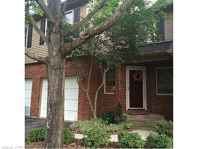 45 Crown Ridge unit 45, Newington, CT 06111 - photo 1