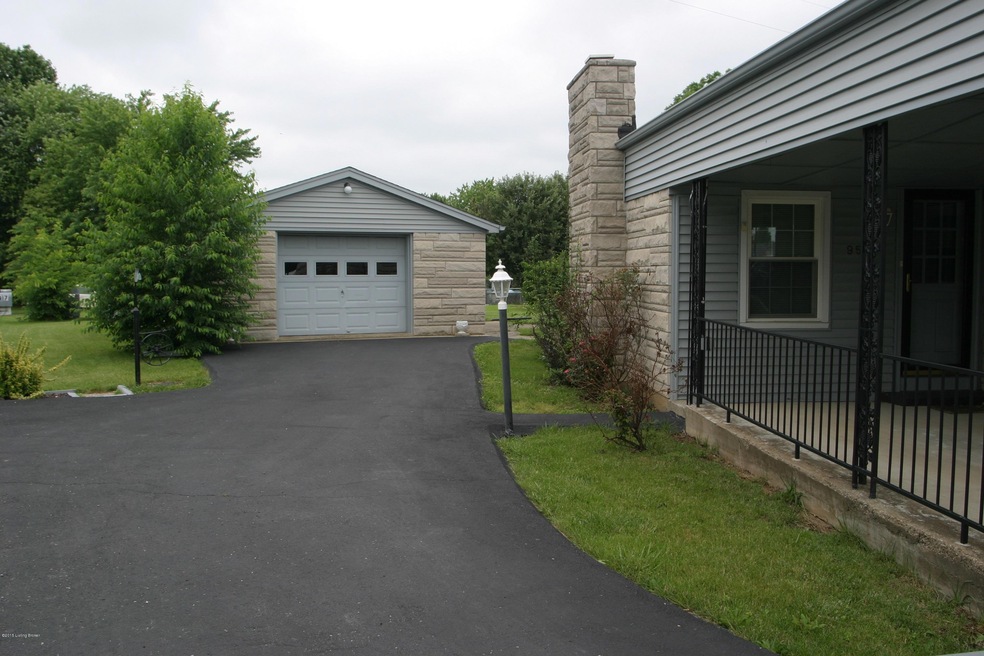 9547 Highway 44 E, Mount Washington, KY 40047 - photo 1