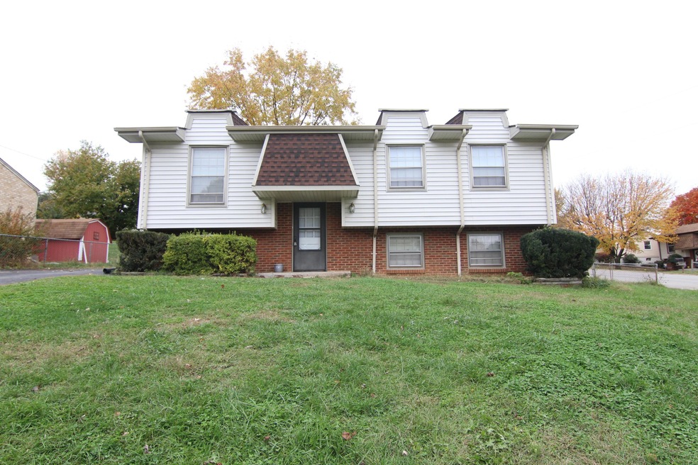 2203 INGE CIRCLE