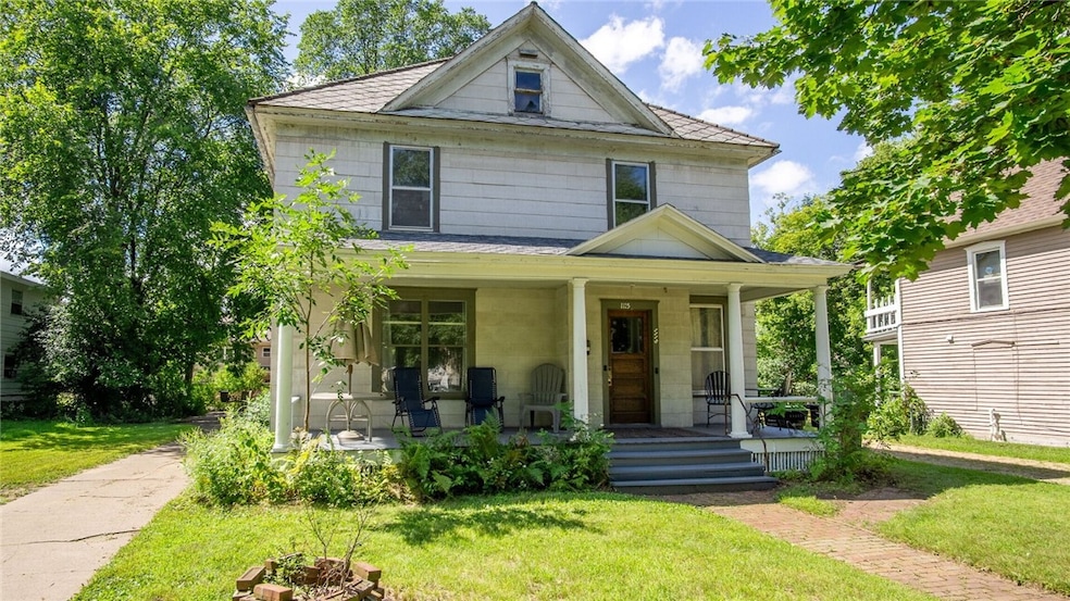 1115 7th St E unit 1, Menomonie, WI 54751 - photo 1