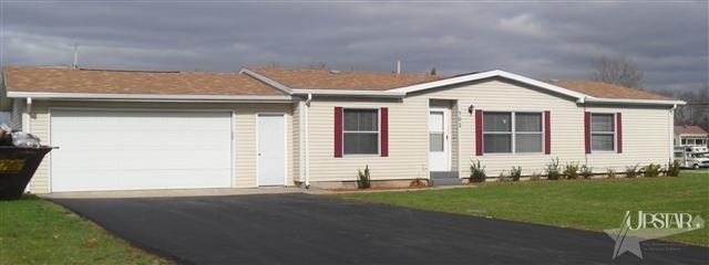 502 W Plate Glass St unit 1, Montpelier, IN 47359 - photo 1