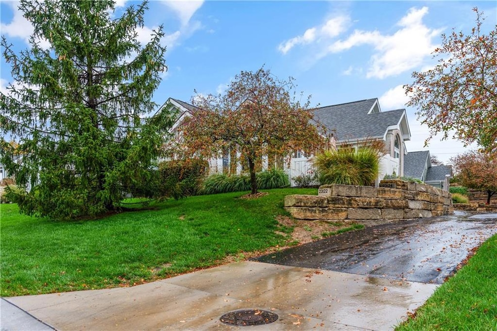 23122 W 71st Terrace, Shawnee, KS 66227 MLS HMS2460592