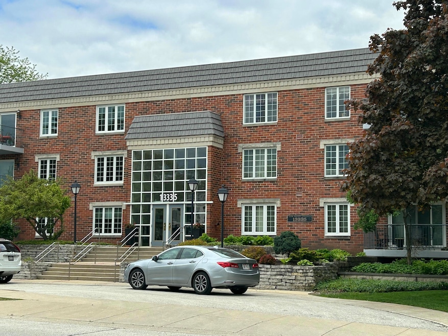 13335 Watertown Plank Road