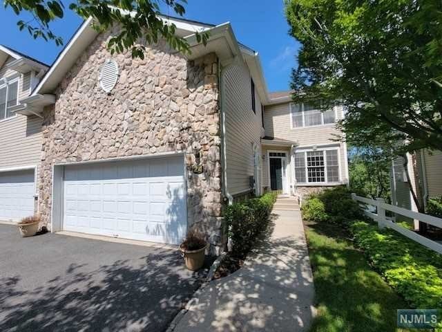 24 Oconnor Cir, West Orange, NJ 07052 - photo 1