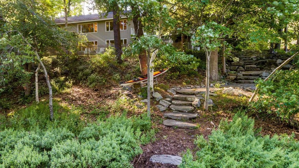 71 Mainmast Cir, New Castle, NH 03854 - photo 1