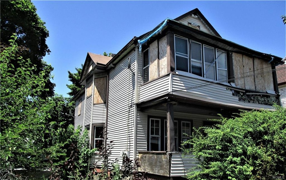 8 Worrall Ave, Poughkeepsie, NY 12603 - photo 1