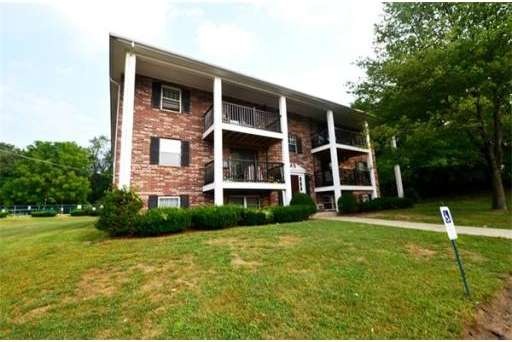 5 Walker Rd unit 5, North Andover, MA 01845 - photo 1