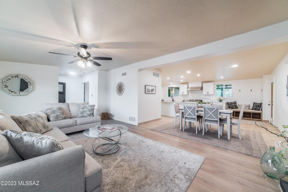 951 W Giaconda Way - MLS Images-18