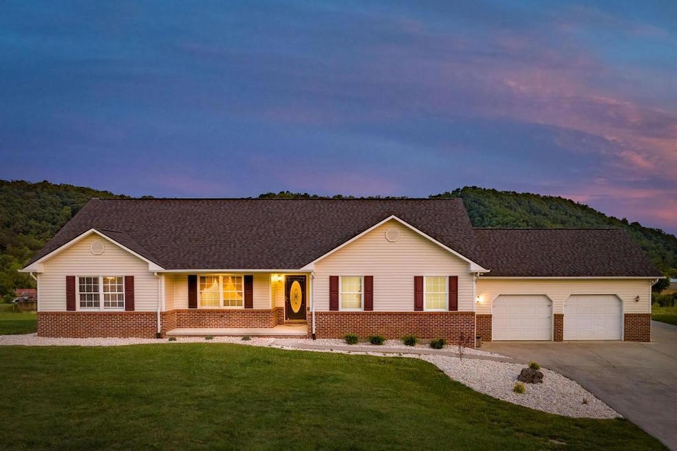 361 Knob Hill Pvt Dr (1 of 85)