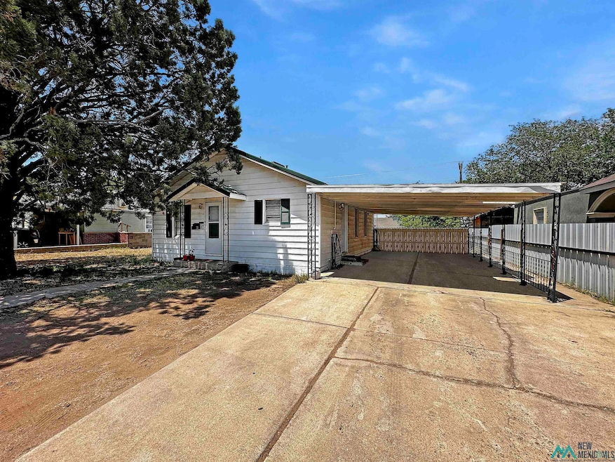 312 E Sanger St, Hobbs, NM 88240 - photo 1