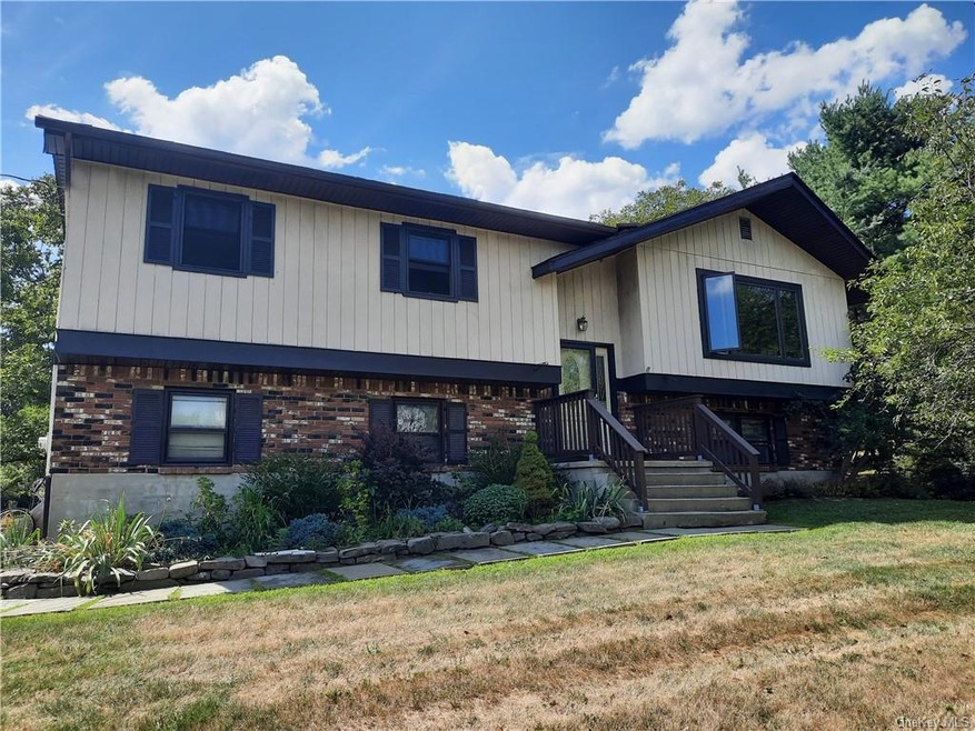 545 Mullock Rd, Port Jervis, NY 12771 - photo 1