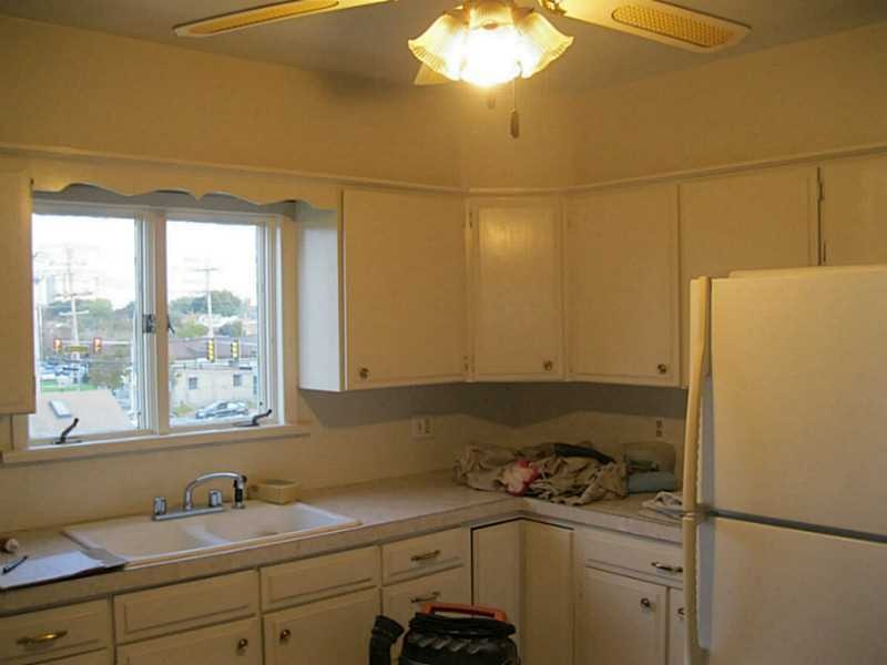 189 Randall St unit 1, Cranston, RI 02920 - photo 1