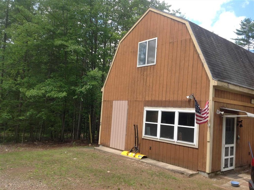 62 Drake Rd, Effingham, NH 03882 - photo 1
