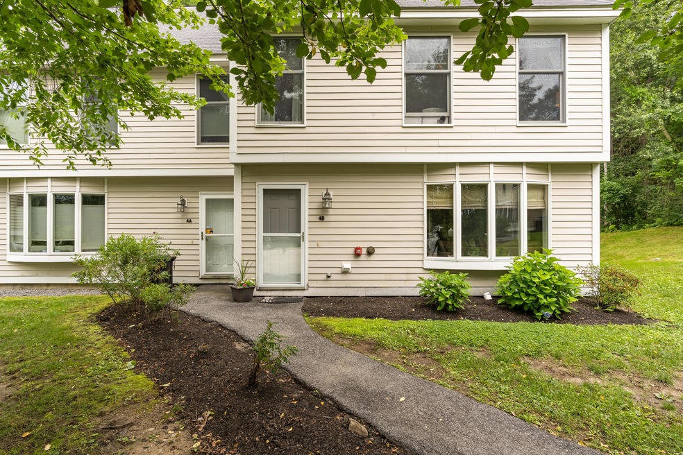 4AppleLedge4B-5