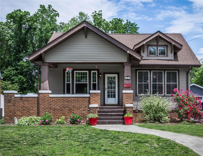 Welcome to 166 Sumner Blvd!