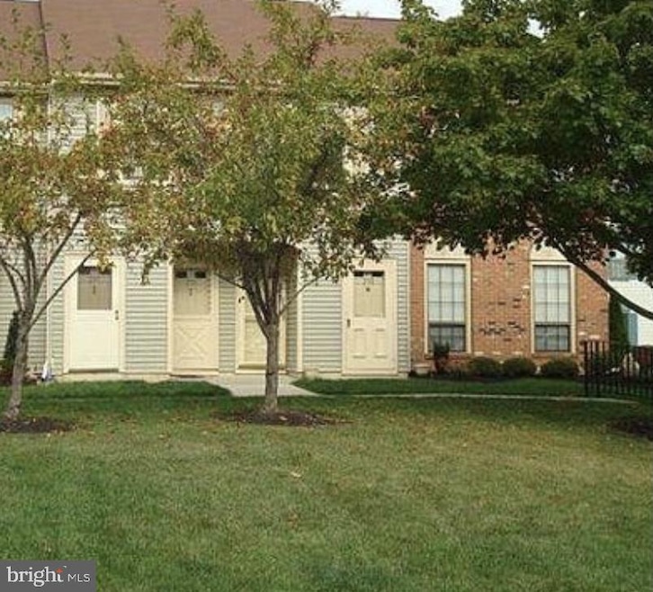 238 Wyndham Place, Trenton, NJ 08691 - photo 1