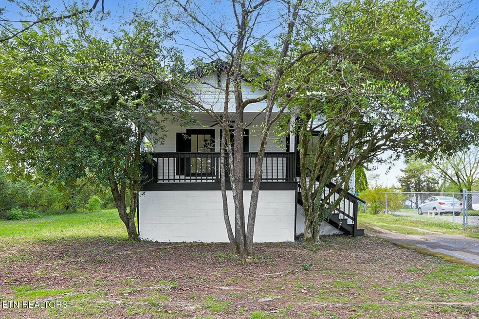 Sold $160,000 • Co-Listing Agent