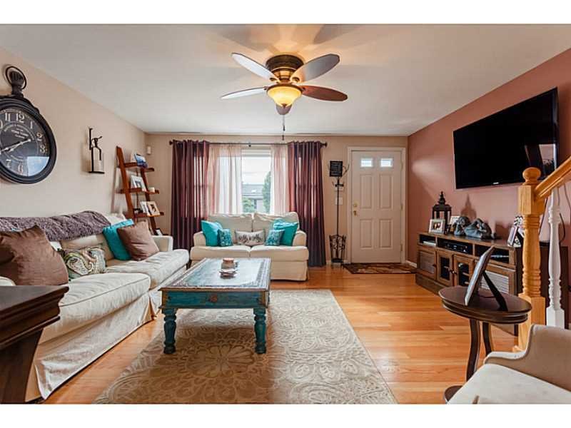 47 Morgan Ave unit 28, Johnston, RI 02919 - photo 1