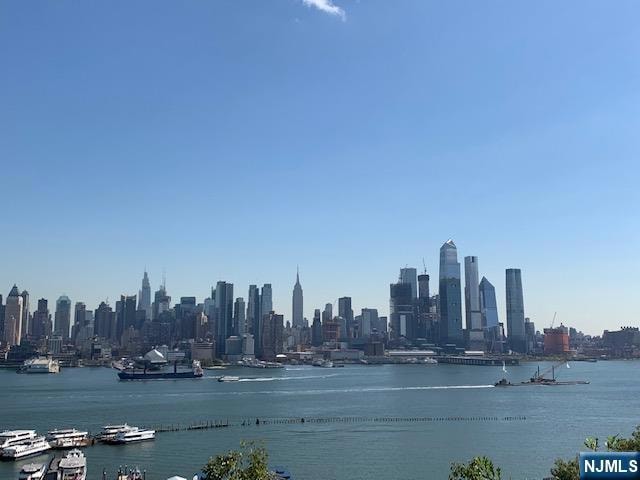 For Rent $1,950/month