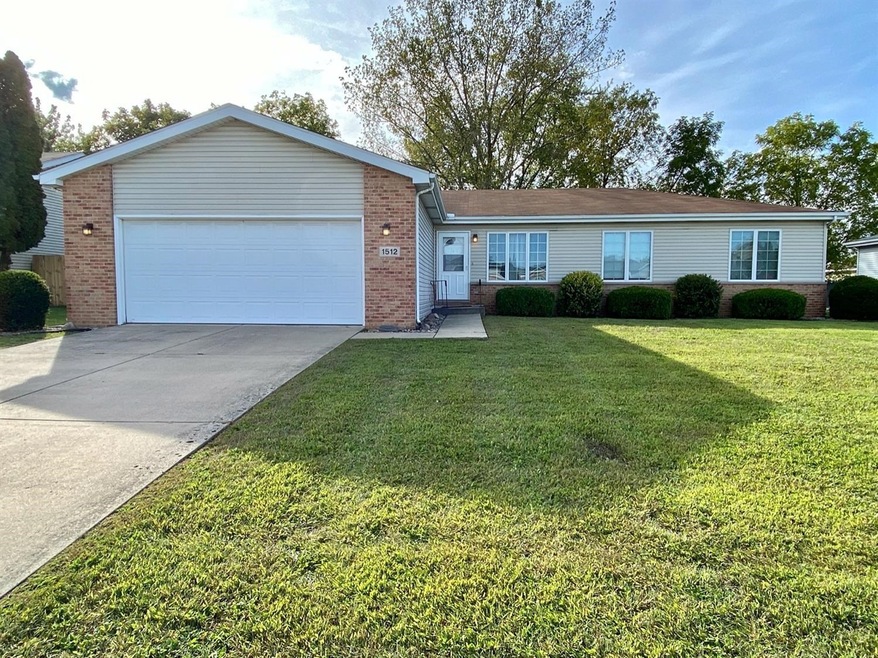 1512 Cozy Ln, Dyer, IN 46311 - photo 1