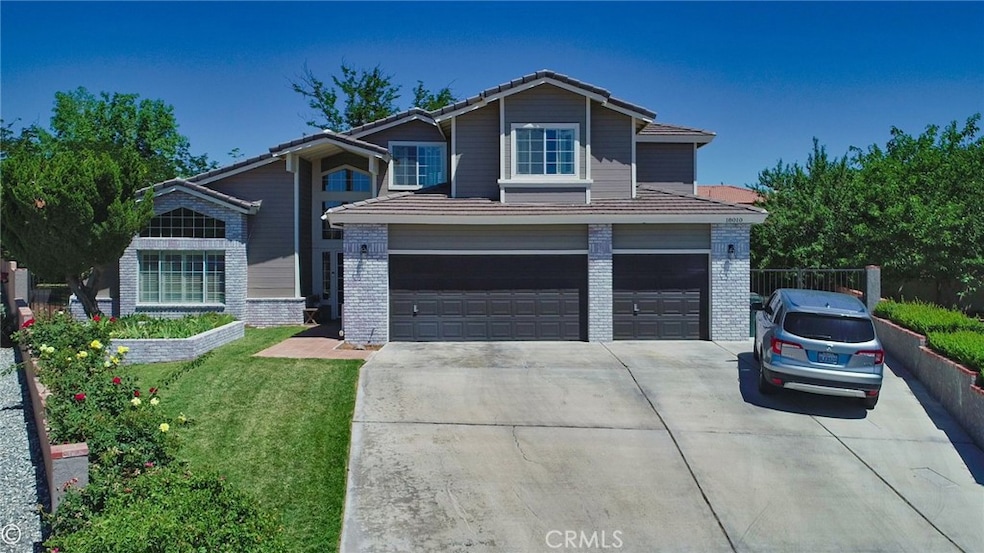 18010 Hacienda Ln, Victorville, CA 92395 - photo 1