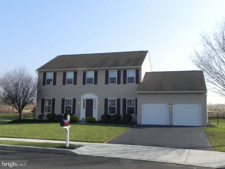 357 Buckingham Cir, Harleysville, PA 19438 - photo 1