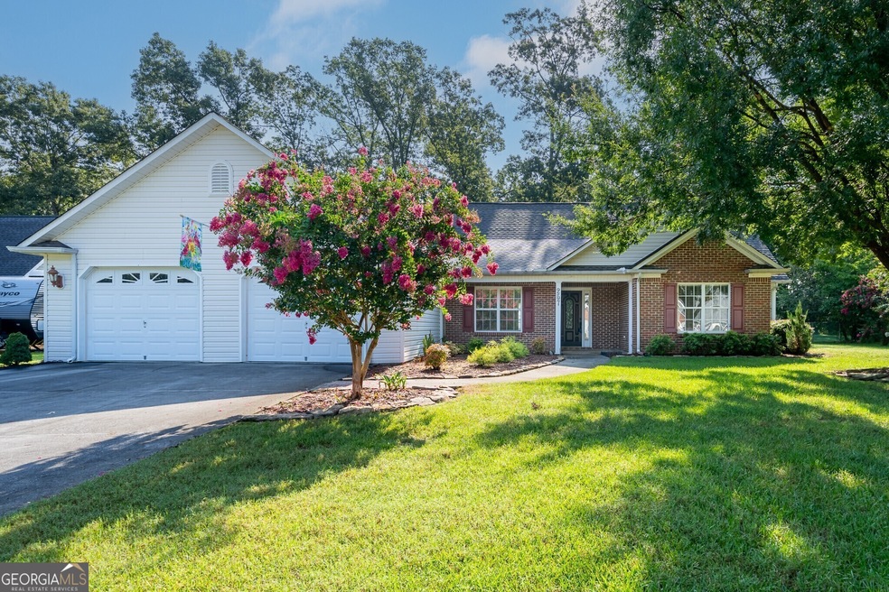 257 Harrison Ln NE, Calhoun, GA 30701 - photo 1