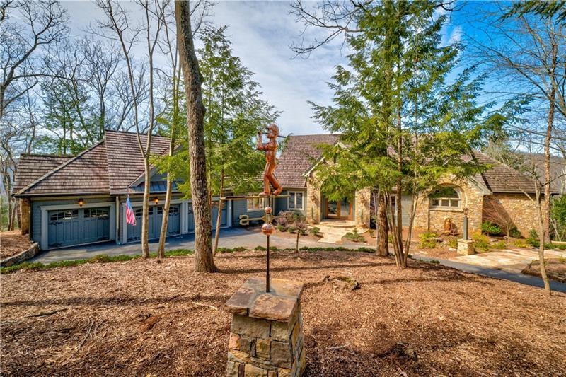 One of North Georgia's finest mountain retreats! T