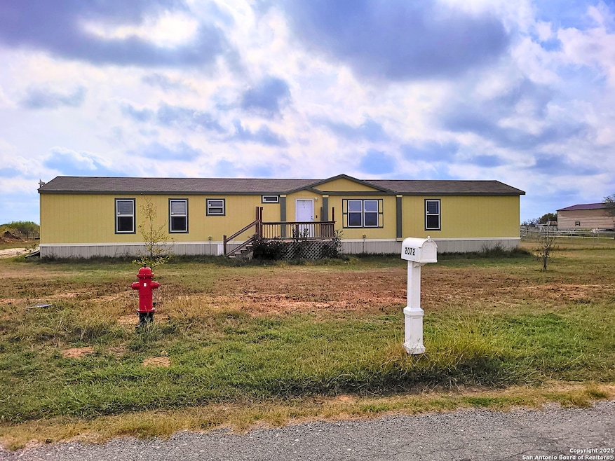 2072 County Road 421, Stockdale, TX 78160 - photo 1