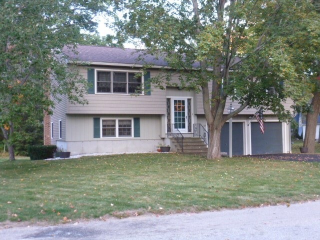 23 Laurel Ln, Hampton, NH 03842 - photo 1