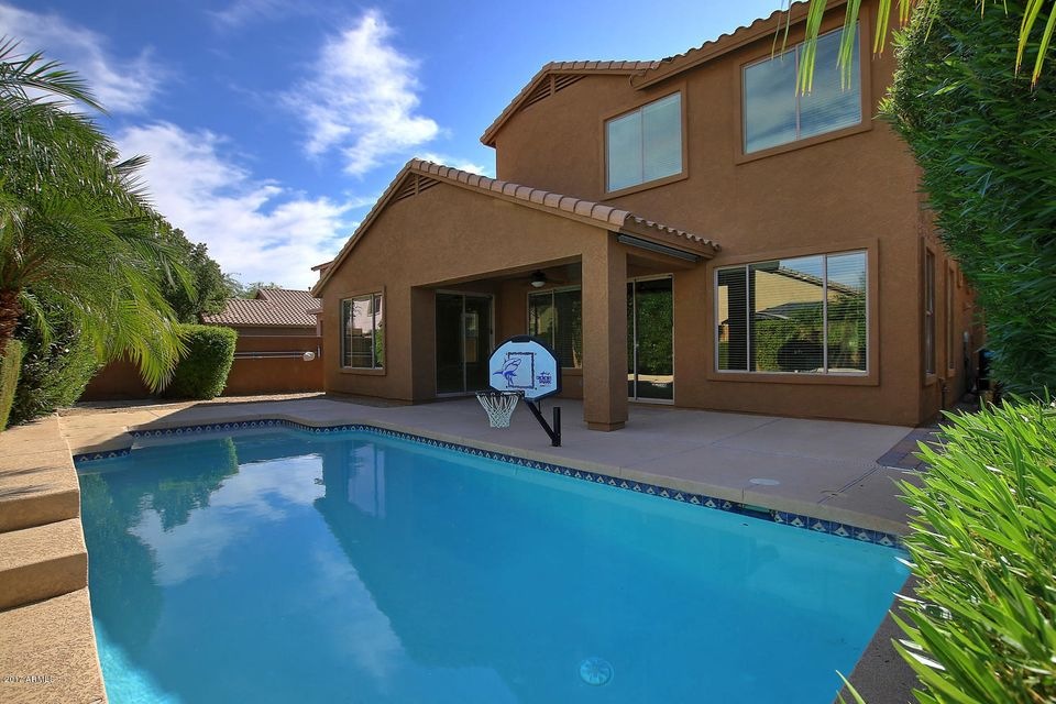 3010 W Gran Paradiso Dr-large-036-23-Rea