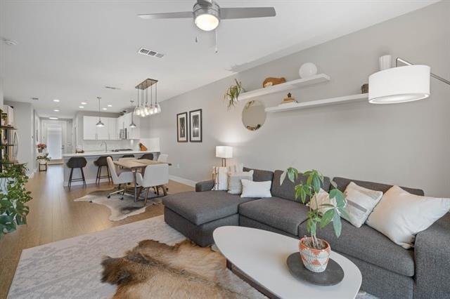 Welcome home to 2728 Treble Ln #432, Austin, Texas