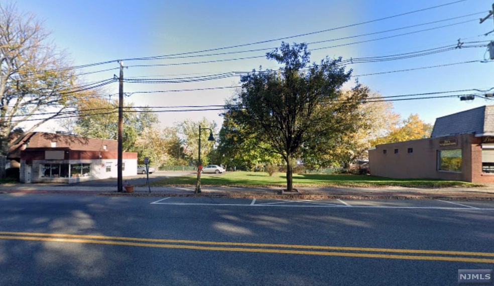 90 Kinderkamack Rd, Oradell, NJ 07649 - photo 1