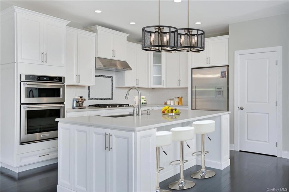 19 Bernheimer Ln unit 34, Cortlandt, NY 10567 - photo 1